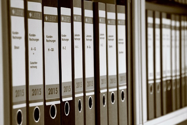 Overcoming Cash Flow Challenges with Invoice Finance